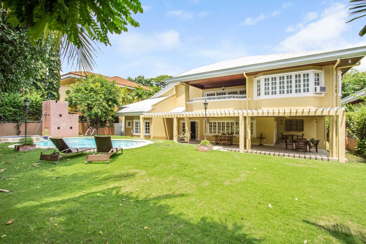 5 Bedroom House for Rent in Cabancalan, Mandaue, Cebu photo 3