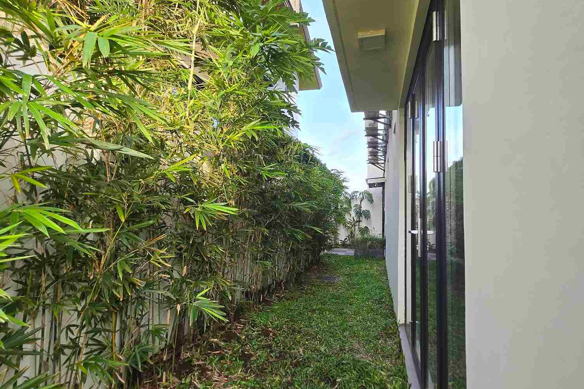 5 Bedroom House for Rent in Canlubang, Calamba, Laguna photo 3