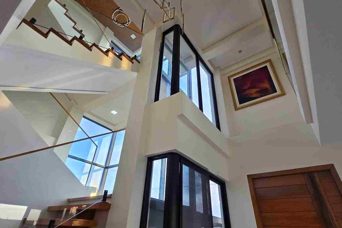 5 Bedroom House for Rent in Canlubang, Calamba, Laguna photo 6
