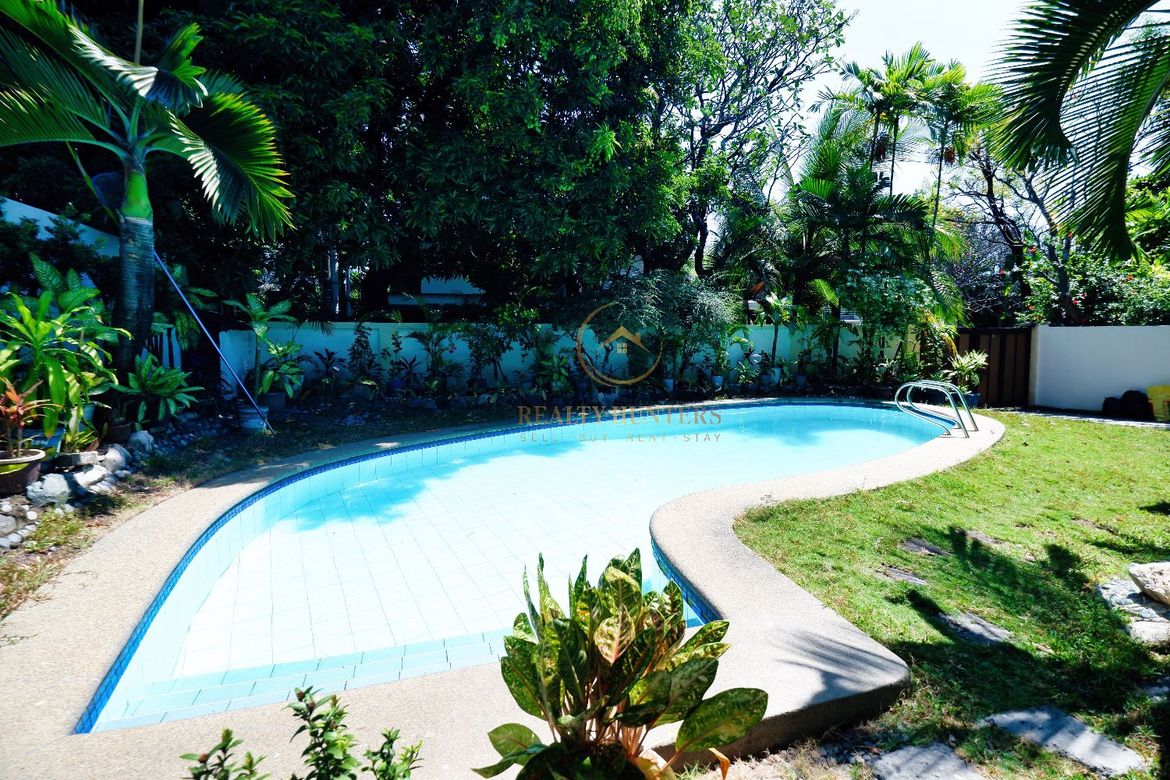 5 Bedroom House for Rent in Dasmariñas North, Makati, Metro Manila near MRT-3 Ayala photo 6