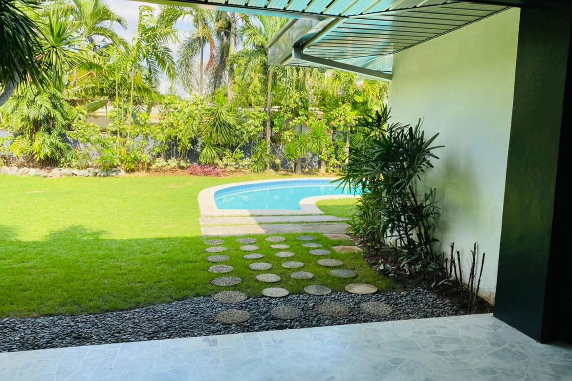 5 Bedroom House for Rent in Dasmariñas Village, Dasmariñas North, Makati, Metro Manila near MRT-3 Magallanes photo 7