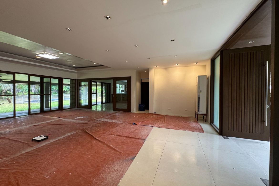 5 Bedroom House for Rent in Forbes Park North, Makati, Metro Manila near MRT-3 Buendia photo 5