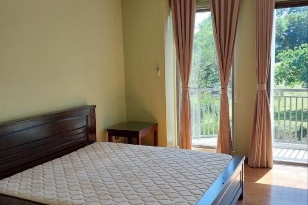 5 Bedroom House for Rent in Inchican, Silang, Cavite photo 4