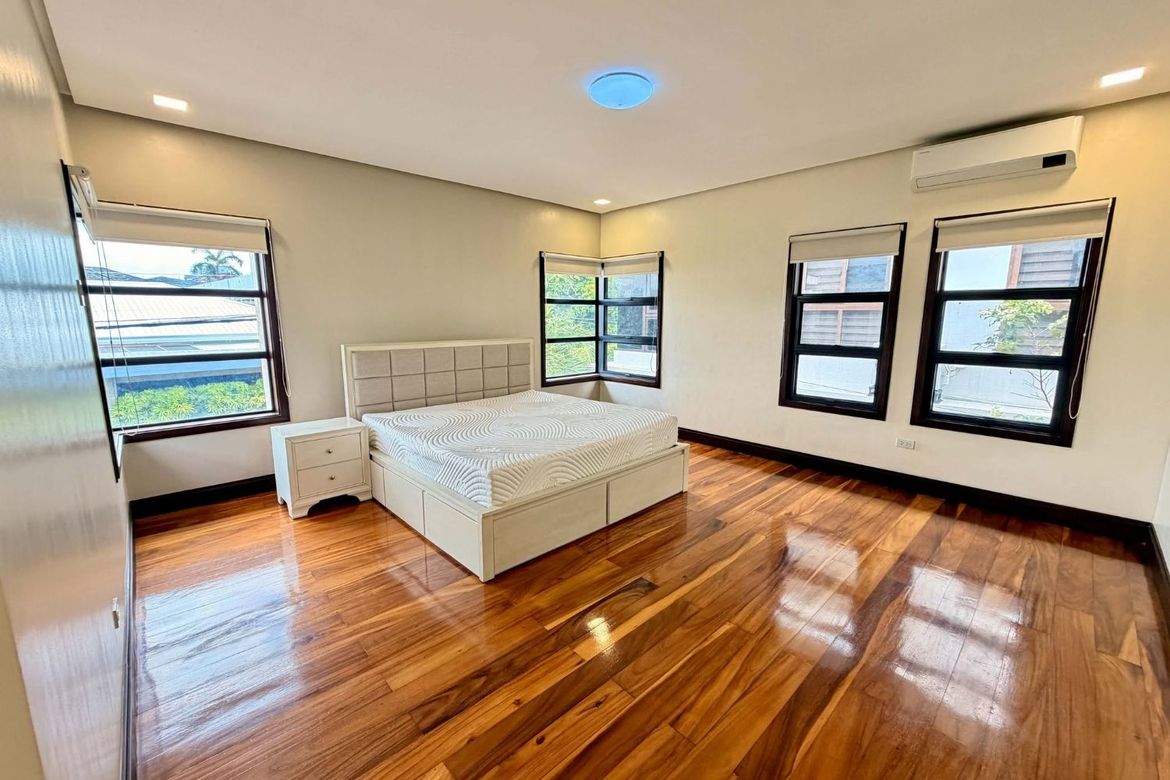 5 Bedroom House for Rent in Kasambagan, Cebu City, Cebu photo 4