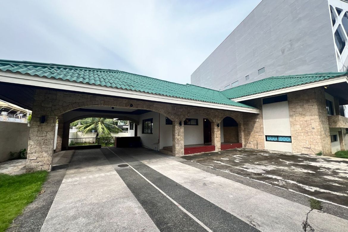 5 Bedroom House for Rent in Lahug, Cebu City, Cebu