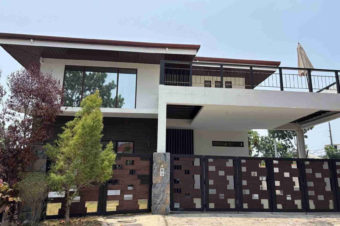 5 Bedroom House for Rent in Mactan, Lapu-Lapu, Cebu