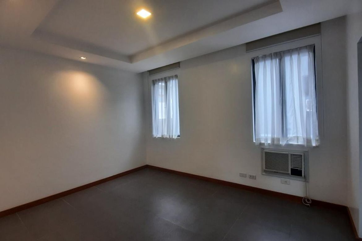 5 Bedroom House for Rent in McKinley Hill, Taguig, Metro Manila photo 5