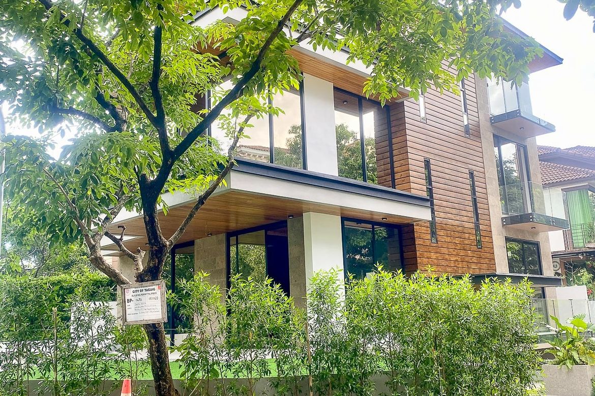 5 Bedroom House for Rent in McKinley Hill Village, McKinley Hill, Taguig, Metro Manila photo 2