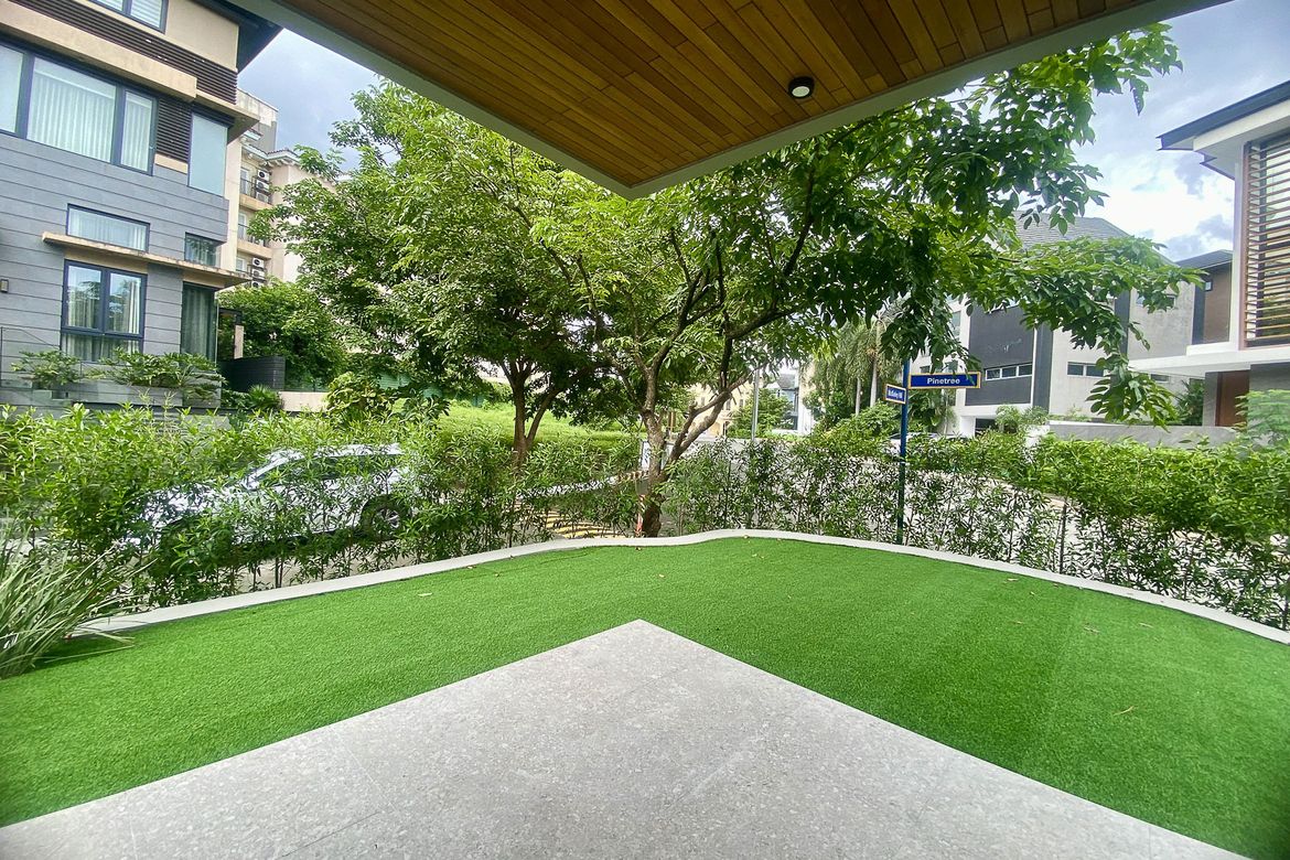 5 Bedroom House for Rent in McKinley Hill Village, McKinley Hill, Taguig, Metro Manila photo 6