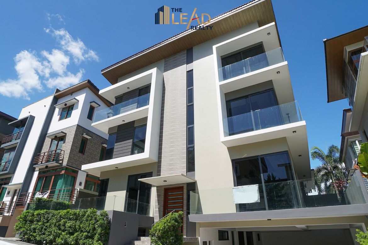 5 Bedroom House for Rent in McKinley Hill Village, McKinley Hill, Taguig, Metro Manila