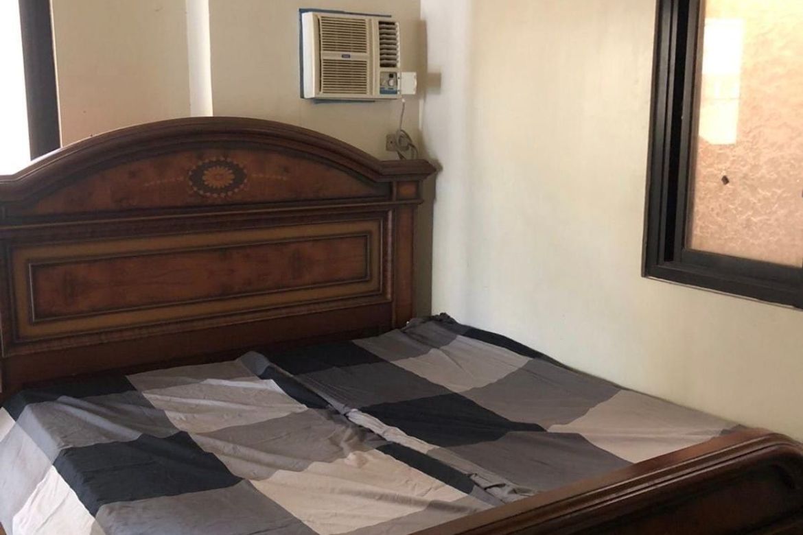 5 Bedroom House for Rent in Moonwalk, Parañaque, Metro Manila photo 4