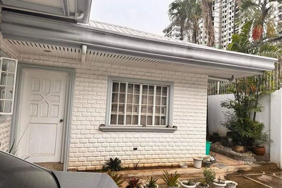 5 Bedroom House for Rent in Pinugay, Baras, Rizal photo 2