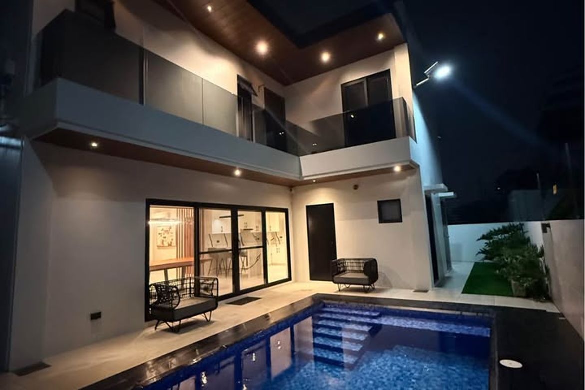 5 Bedroom House for Rent in Salawag, Dasmariñas, Cavite