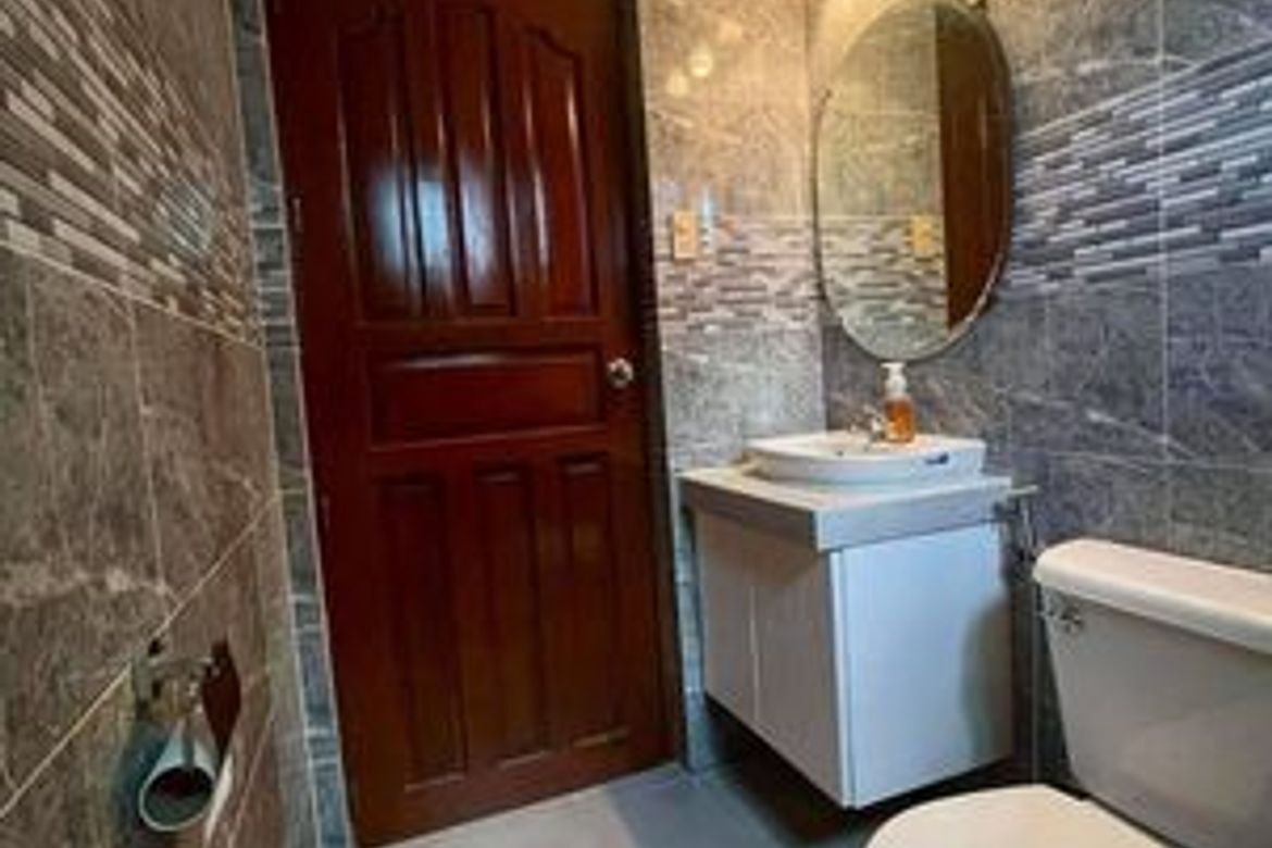 5 Bedroom House for Rent in Salawag, Dasmariñas, Cavite photo 6