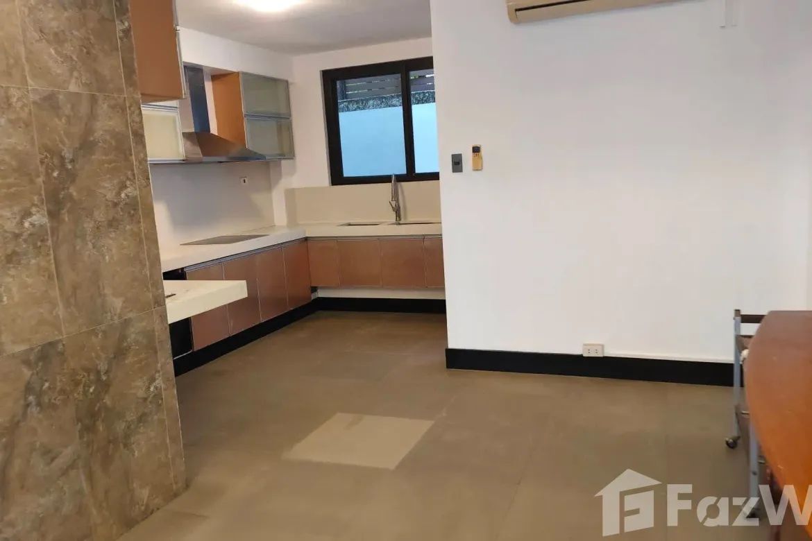 5 Bedroom House for Rent in San Antonio, Makati, Metro Manila photo 6