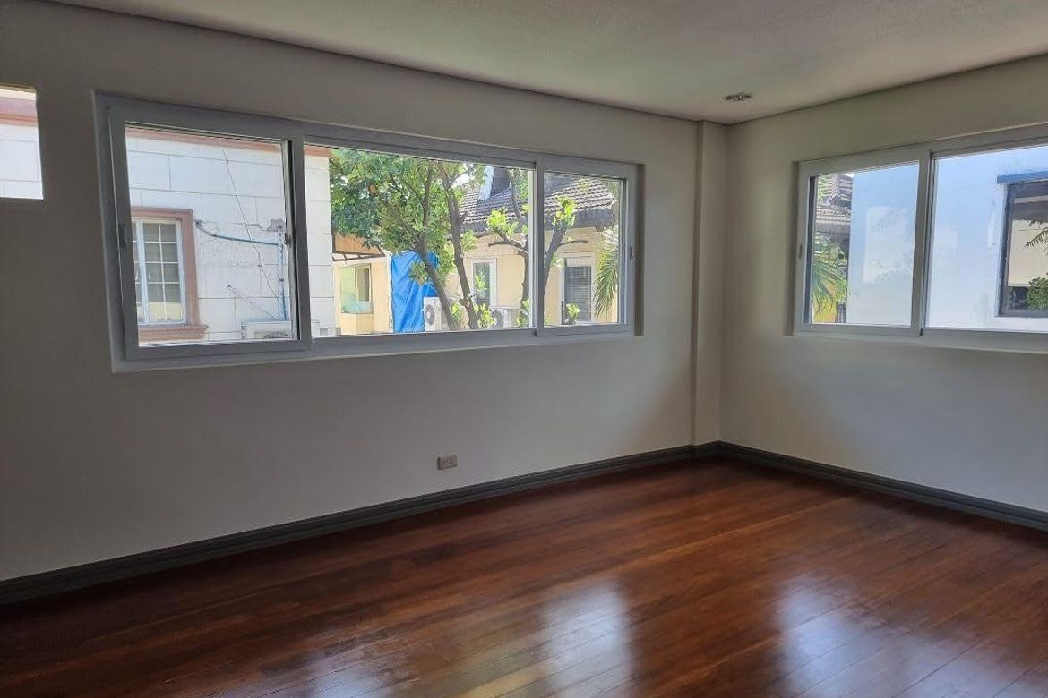 5 Bedroom House for Rent in San Nicolas, Pasig, Metro Manila photo 8