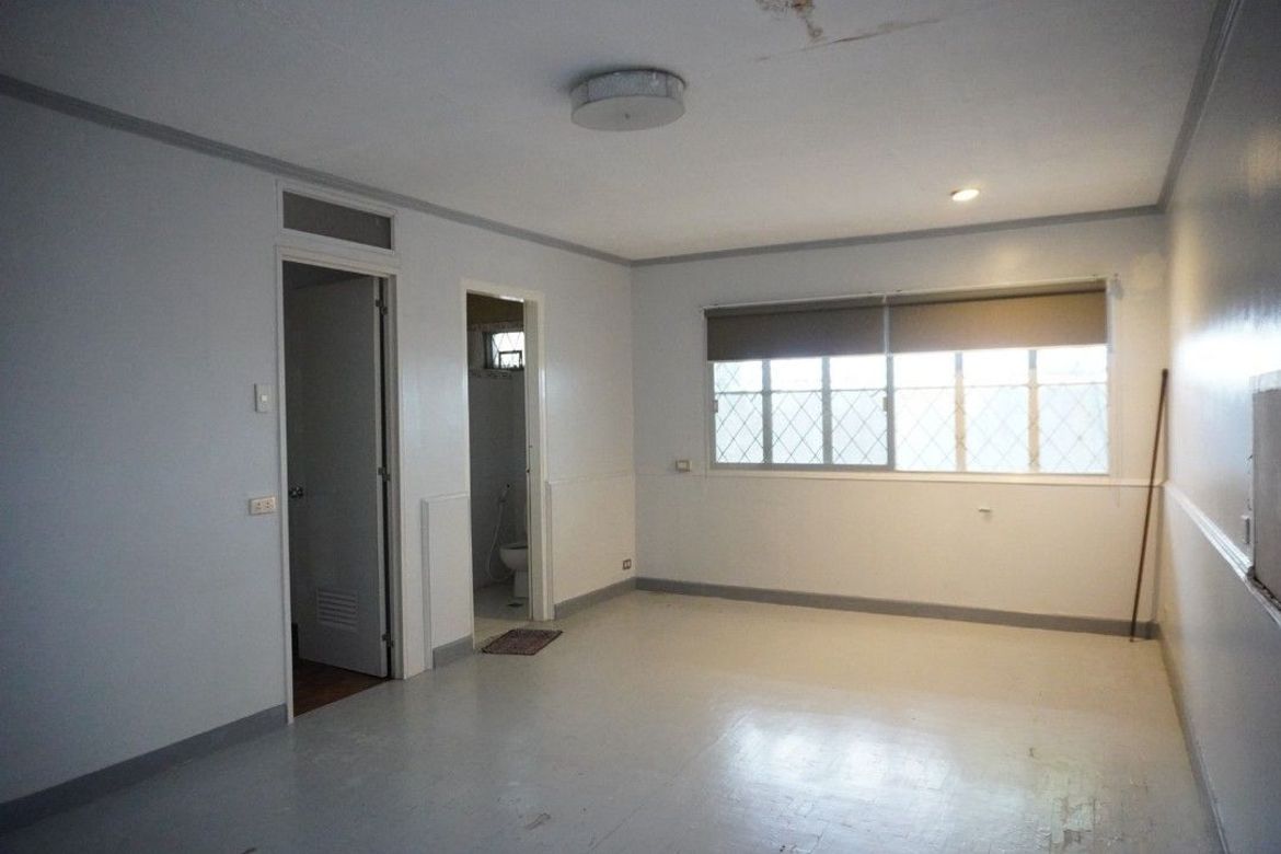 5 Bedroom House for Rent in Ugong Norte, Quezon City, Metro Manila photo 7