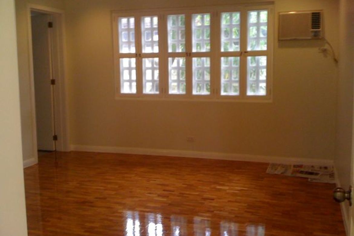 5 Bedroom House for Rent in Urdaneta Village, Bangkal, Makati, Metro Manila near MRT-3 Magallanes photo 5
