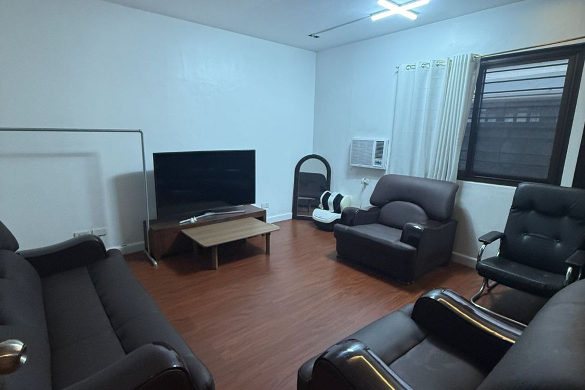 5 Bedroom House for Rent in White Plains, Quezon City, Metro Manila photo 8