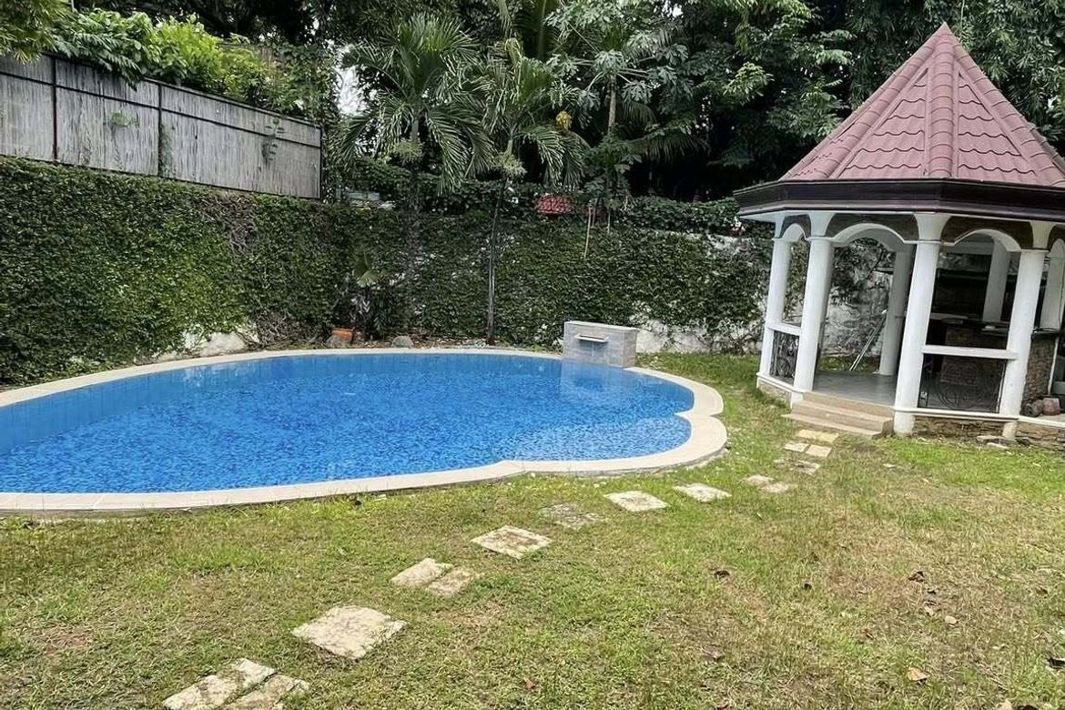 5 Bedroom House for Sale in Alabang, Muntinlupa, Metro Manila – photo 6