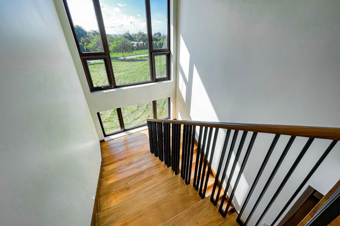 5 Bedroom House for Sale in Alabang West Village, Almanza Dos, Las Piñas, Metro Manila – photo 7
