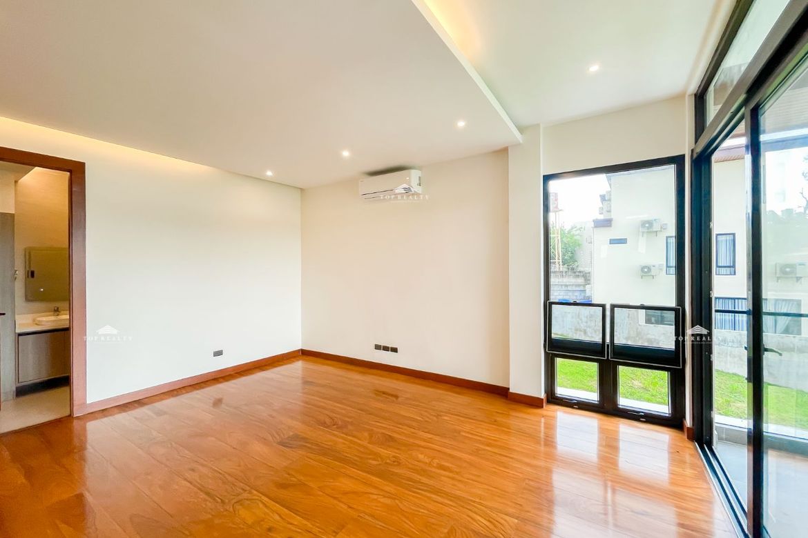 5 Bedroom House for Sale in Alabang West Village, Almanza Dos, Las Piñas, Metro Manila – photo 6