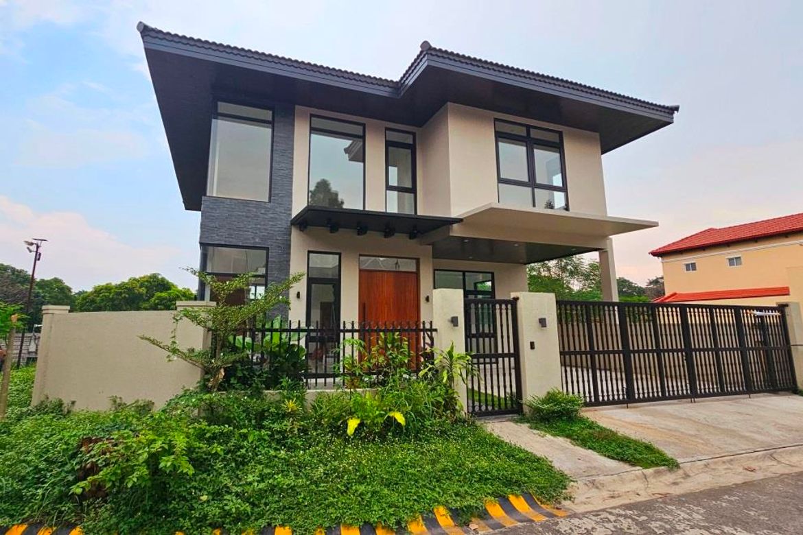 5 Bedroom House for Sale in Almanza Dos, Las Piñas, Metro Manila – photo 2