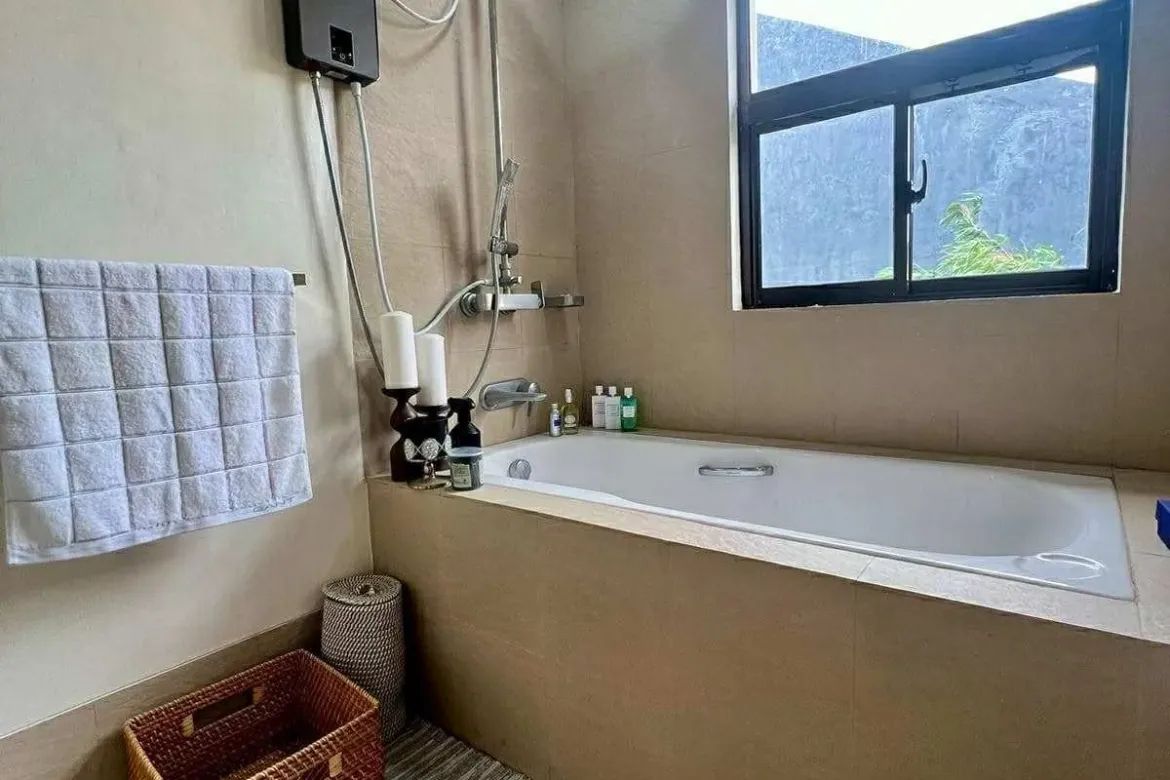 5 Bedroom House for Sale in Amore at Portofino, Tunasan, Muntinlupa, Metro Manila – photo 6