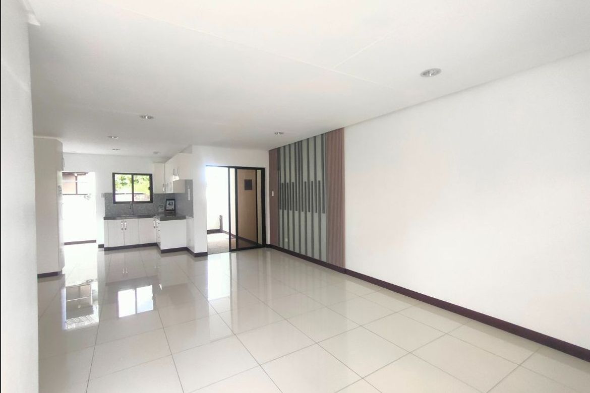 5 Bedroom House for Sale in Anabu II-B, Imus, Cavite – photo 5