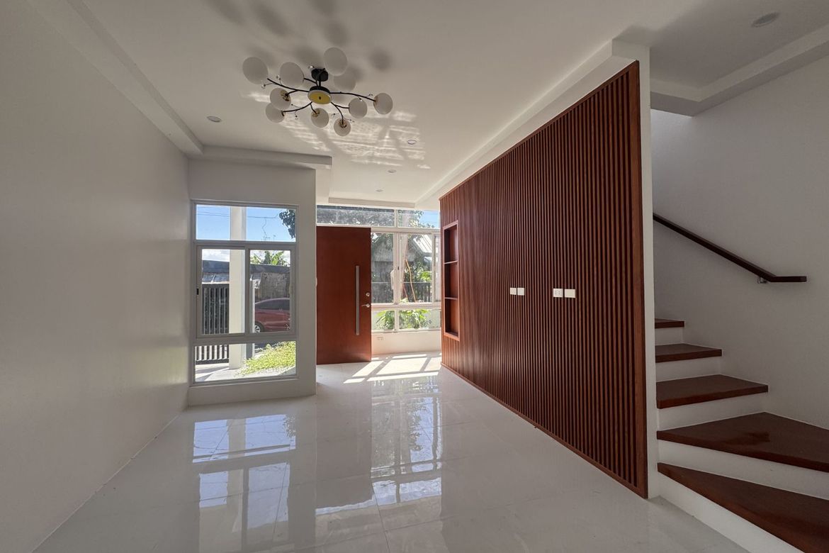5 Bedroom House for Sale in Anabu II-B, Imus, Cavite – photo 6