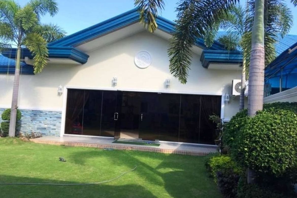 5 Bedroom House for Sale in Angeles, Pampanga