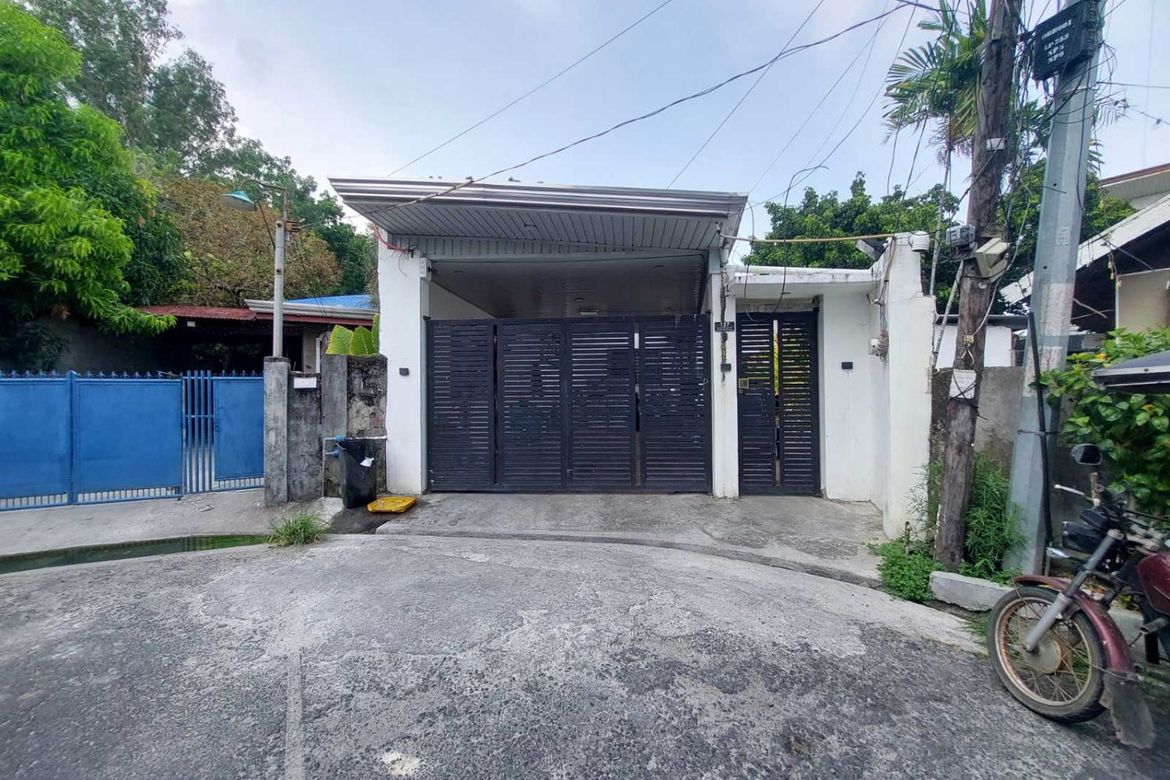 5 Bedroom House for Sale in Apollo, Orani, Bataan