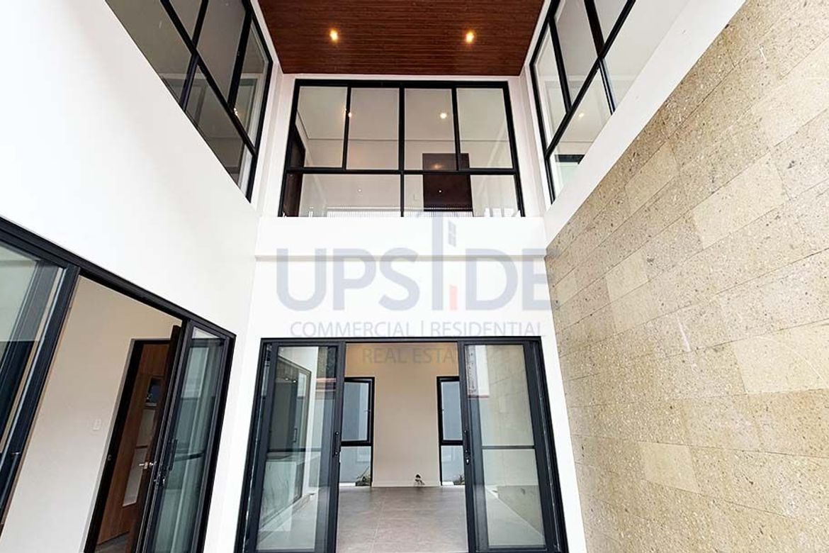 5 Bedroom House for Sale in Ayala Alabang Village, New Alabang Village, Muntinlupa, Metro Manila – photo 2