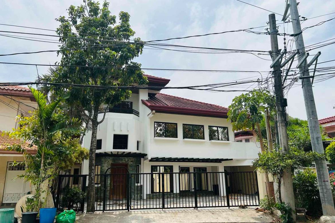 5 Bedroom House for Sale in Ayala Alabang Village, New Alabang Village, Muntinlupa, Metro Manila
