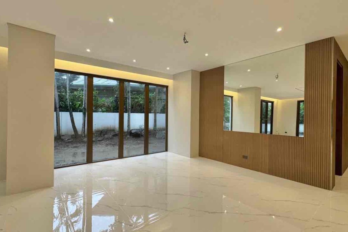 5 Bedroom House for Sale in Ayala Alabang Village, New Alabang Village, Muntinlupa, Metro Manila – photo 3