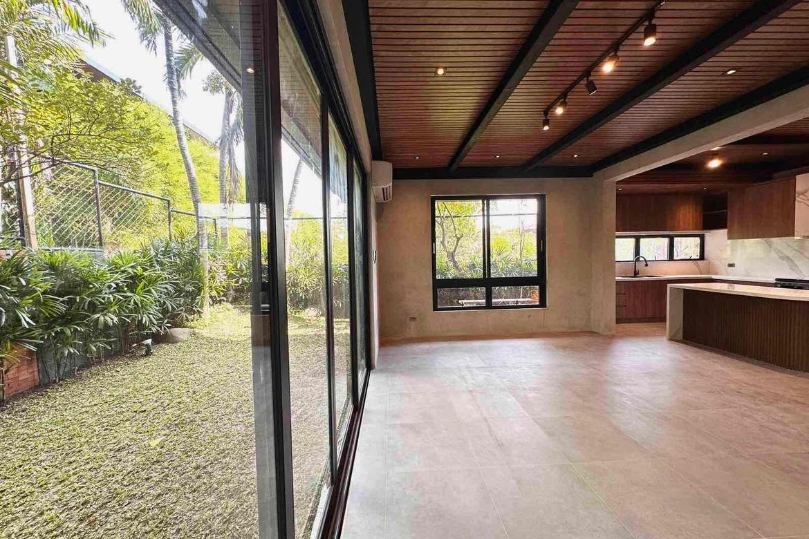 5 Bedroom House for Sale in Ayala Alabang Village, New Alabang Village, Muntinlupa, Metro Manila – photo 6