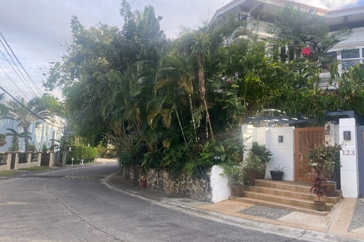 5 Bedroom House for Sale in Ayala Alabang Village, New Alabang Village, Muntinlupa, Metro Manila – photo 5