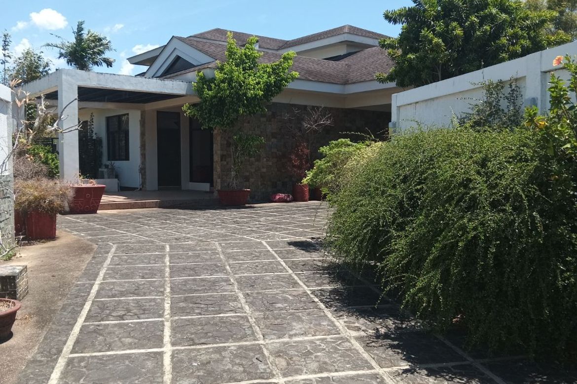 5 Bedroom House for Sale in Ayala North Point, Zone 15, Talisay, Negros Occidental