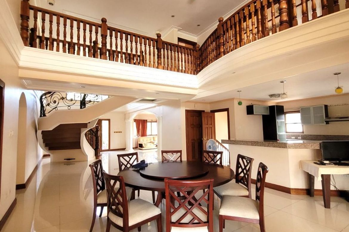 5 Bedroom House for Sale in Ayala Westgrove Heights, Inchican, Silang, Cavite