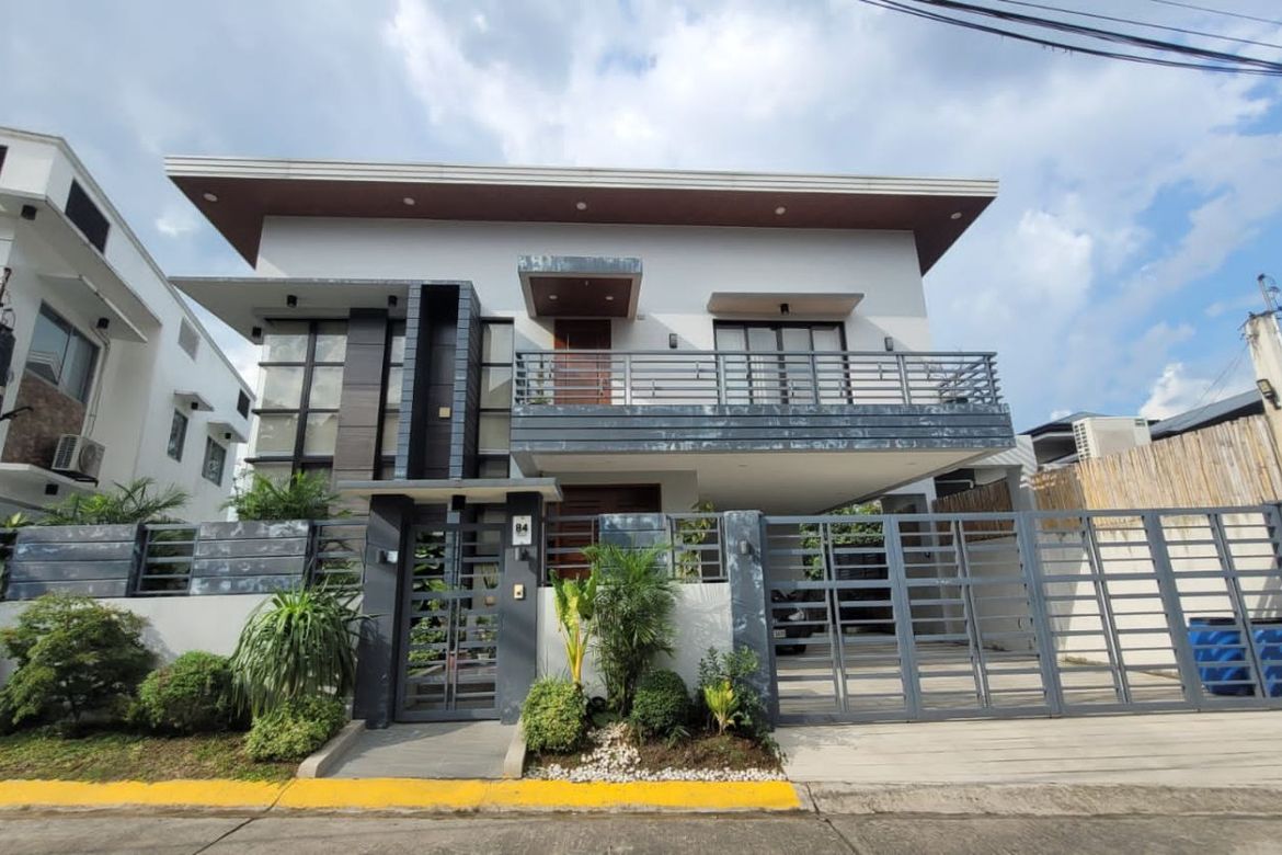 5 Bedroom House for Sale in Bagong Silangan, Quezon City, Metro Manila