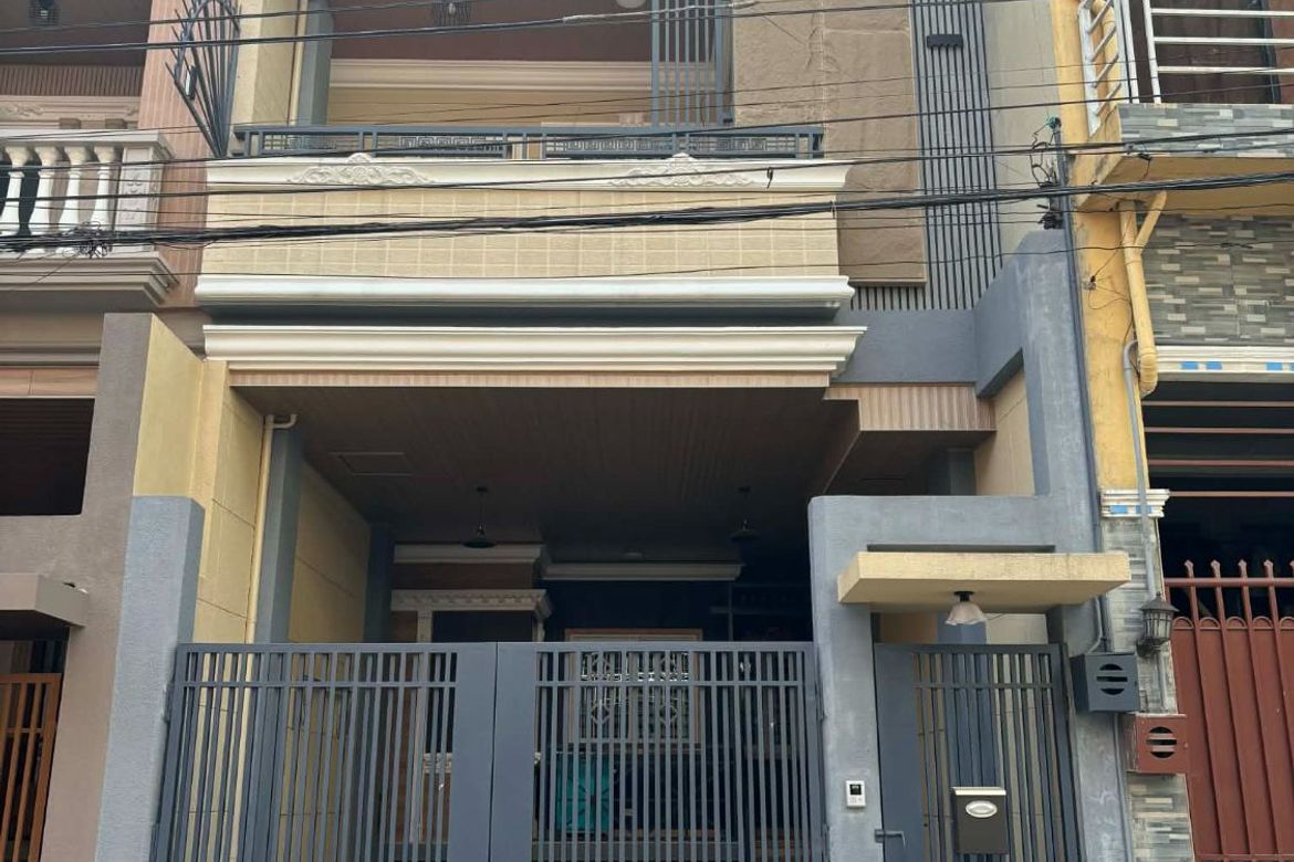 5 Bedroom House for Sale in Bakakeng North, Baguio, Benguet