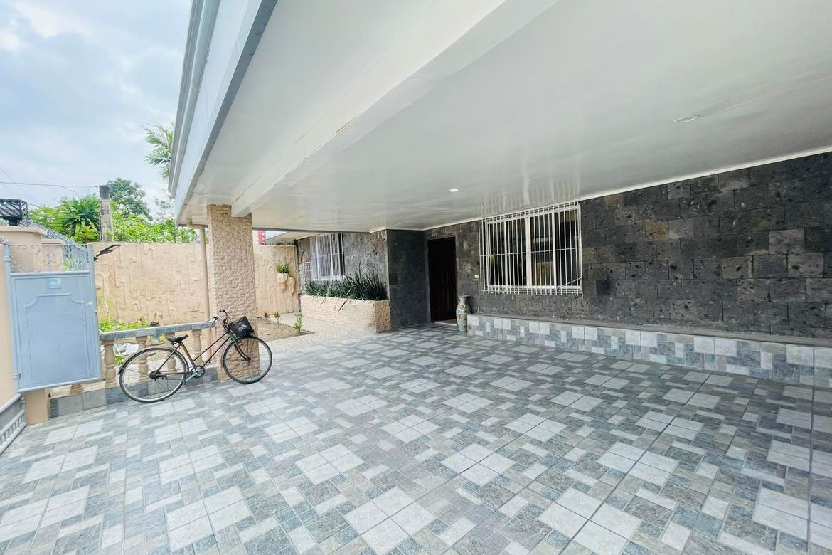 5 Bedroom House for Sale in Balibago, Angeles, Pampanga