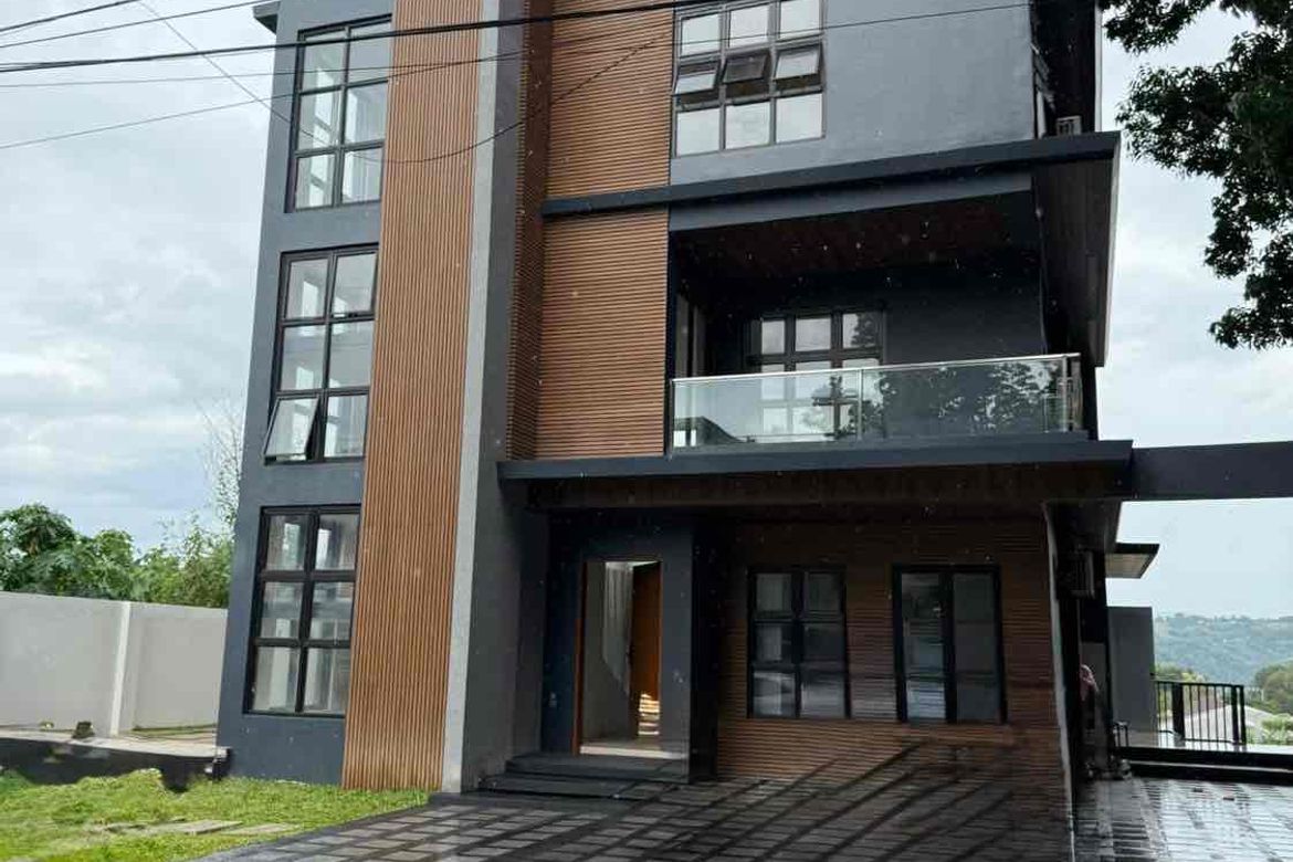 5 Bedroom House for Sale in Balulang, Cagayan de Oro, Misamis Oriental