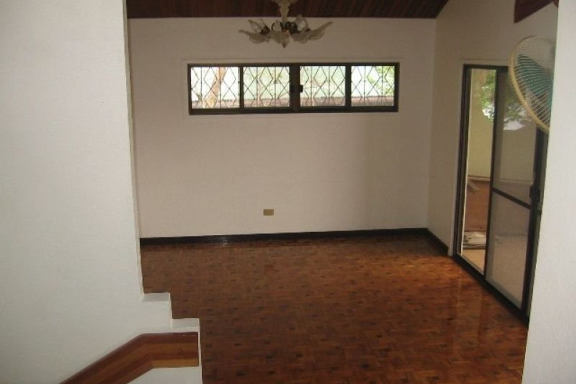 5 Bedroom House for Sale in Banilad, Cebu City, Cebu – photo 4