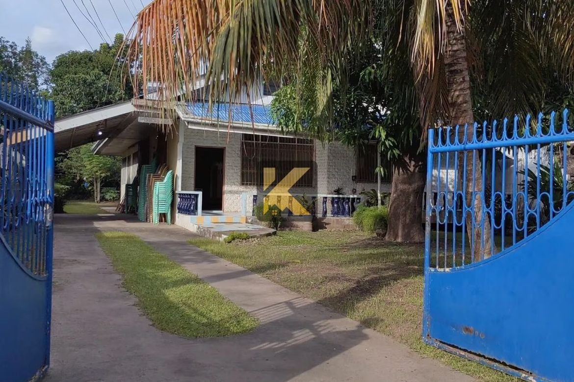 5 Bedroom House for Sale in Banilad, Dumaguete, Negros Oriental