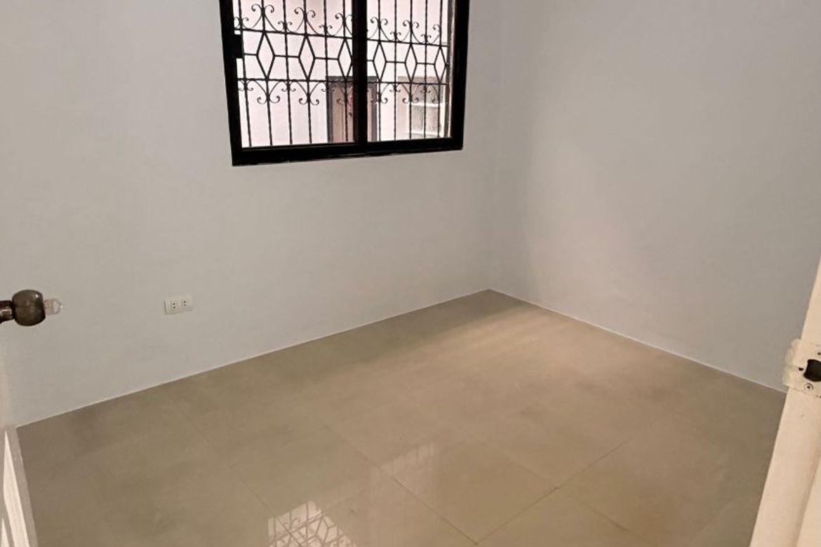 5 Bedroom House for Sale in Barangay 175, Caloocan, Metro Manila – photo 8