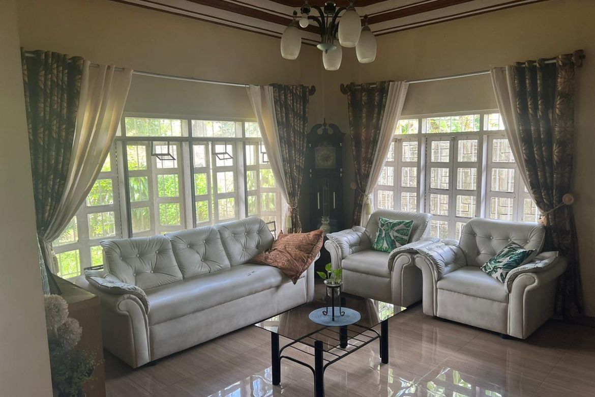5 Bedroom House for Sale in Barangay 179, Caloocan, Metro Manila
