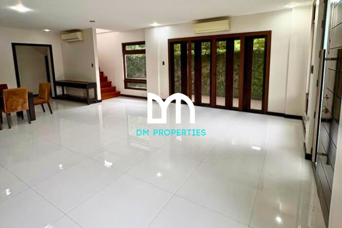 5 Bedroom House for Sale in Barangay 201, Pasay, Metro Manila