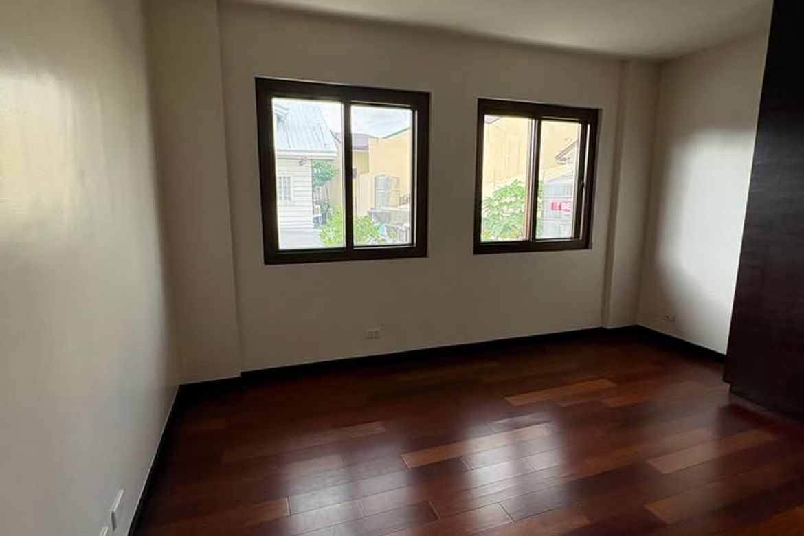 5 Bedroom House for Sale in Barangay 201, Pasay, Metro Manila – photo 3