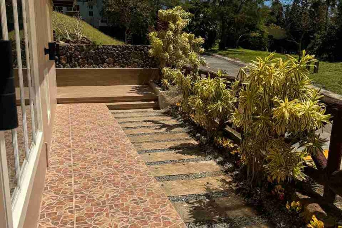 5 Bedroom House for Sale in Barangay 3, Laurel, Batangas – photo 5